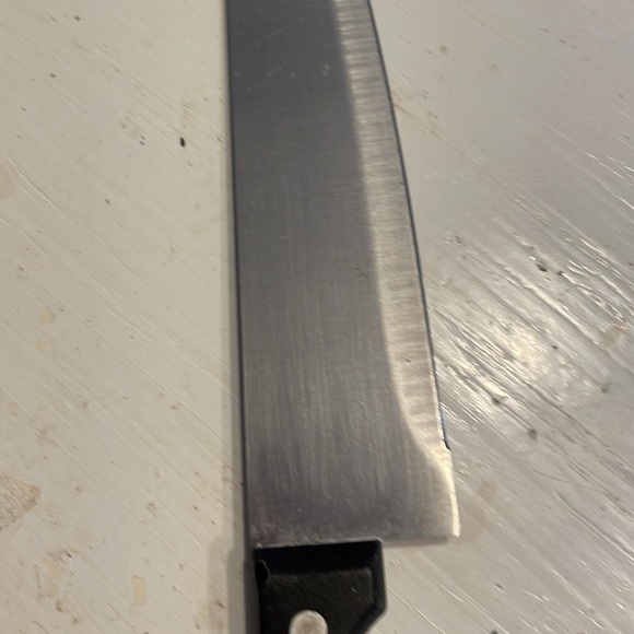 7.5” stainless steel triple riveted precision chef knife - Picture 7 of 11